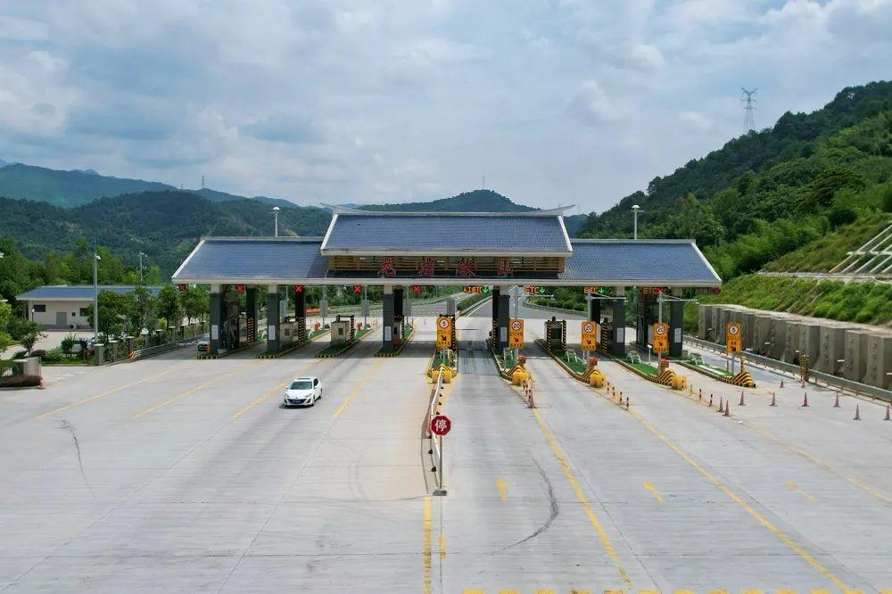 國家對大貨車最新政策推動行業(yè)變革，保障道路安全，引領(lǐng)行業(yè)趨勢