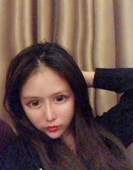 科技助力重塑人生，整容照片不一致，女生畢業之路不再坎坷！