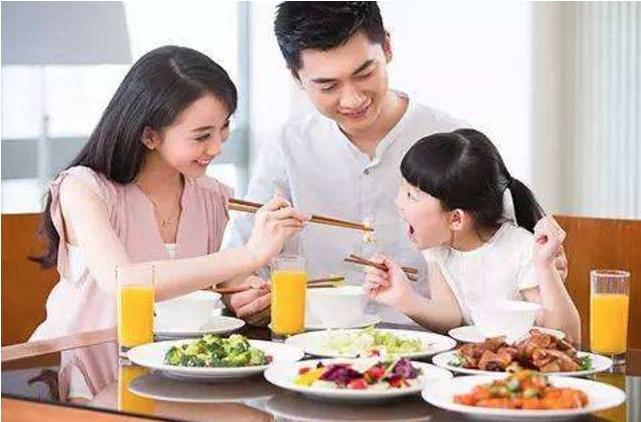 韓國大胃王科技盛宴，未來餐桌的高科技魔力揭秘