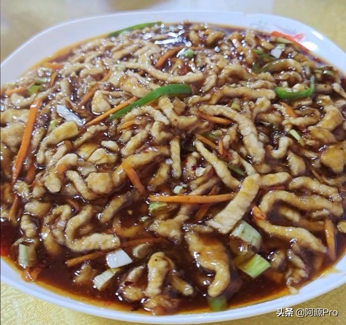 小巷深處的獨特風味，隱藏版特色小店故事揭秘