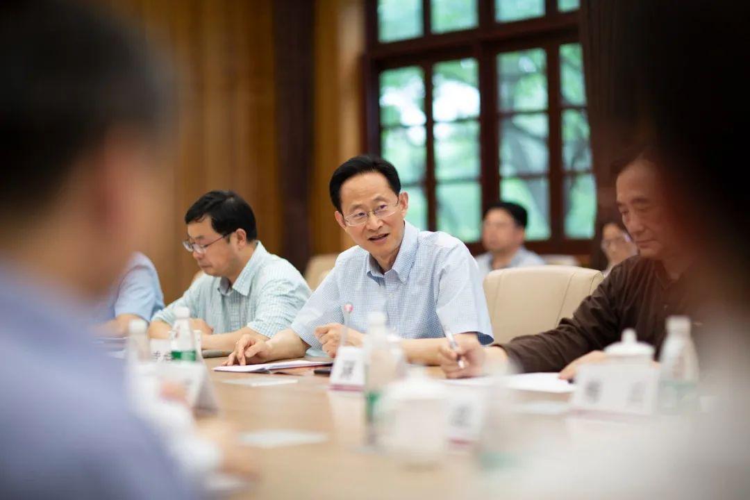 科技新品亮相，開啟智能生活新篇章，早上好問候新風(fēng)尚！