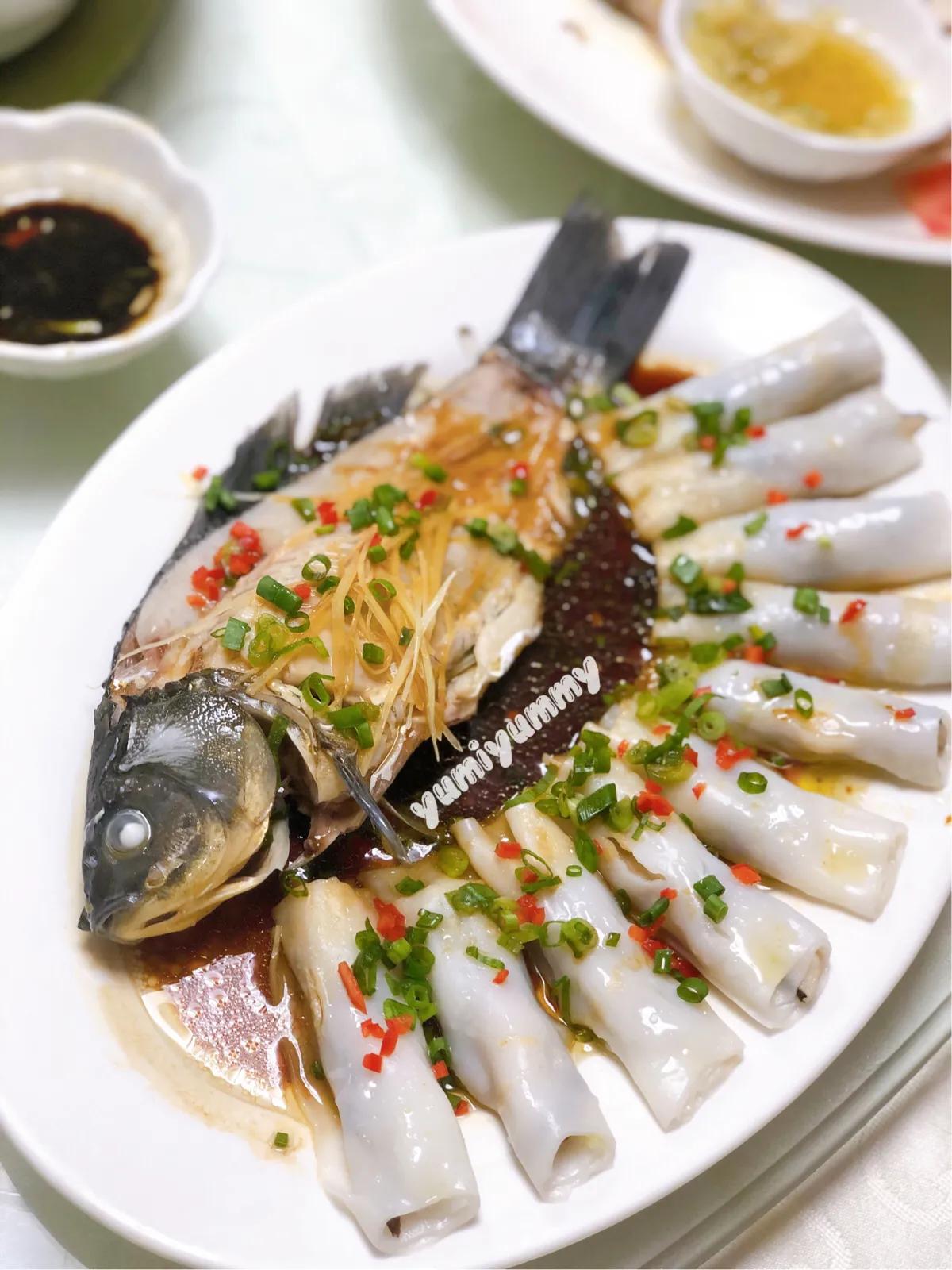 小巷中的隱藏美食寶藏，秒看最新版美食攻略