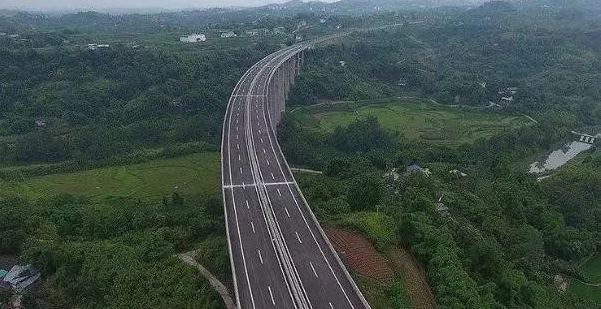 攀大高速公路最新新聞,攀大高速公路最新新聞及其影響，觀點(diǎn)闡述