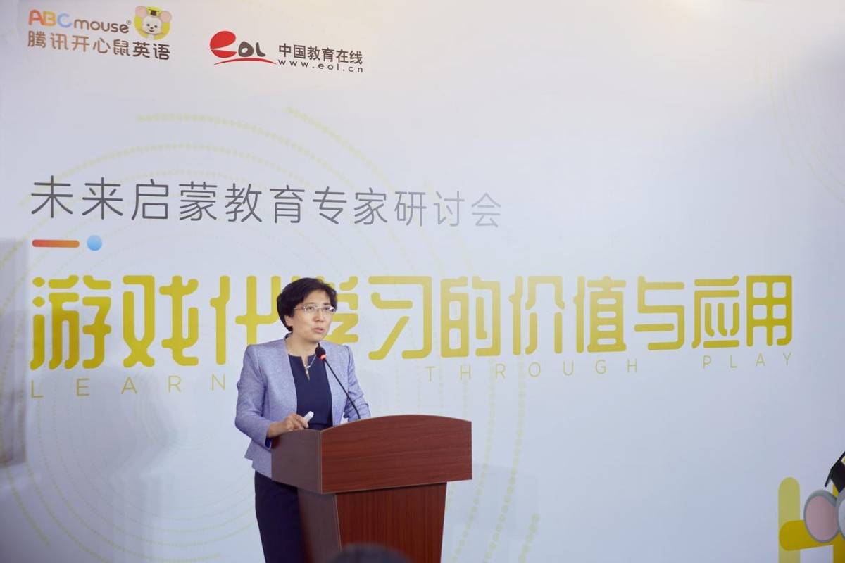 最新打墻孔技術，一孔窺萬象，學習與自信共創未來