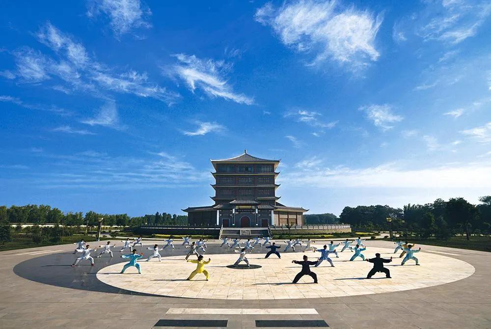 戰(zhàn)國(guó)武校最新動(dòng)態(tài)，與自然美景的探險(xiǎn)之旅