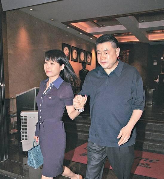 獨家專訪劉鑾雄深度解析專訪視頻，觀點碰撞與獨特見解