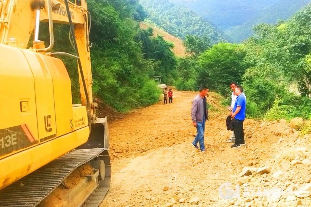 探索自然美景的旅行啟程，最新開工通知與內心寧靜之旅的開啟