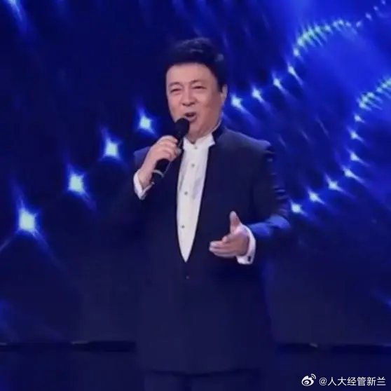 呂繼宏最新演出視頻，歌聲情感交織，情感流淌動人心弦