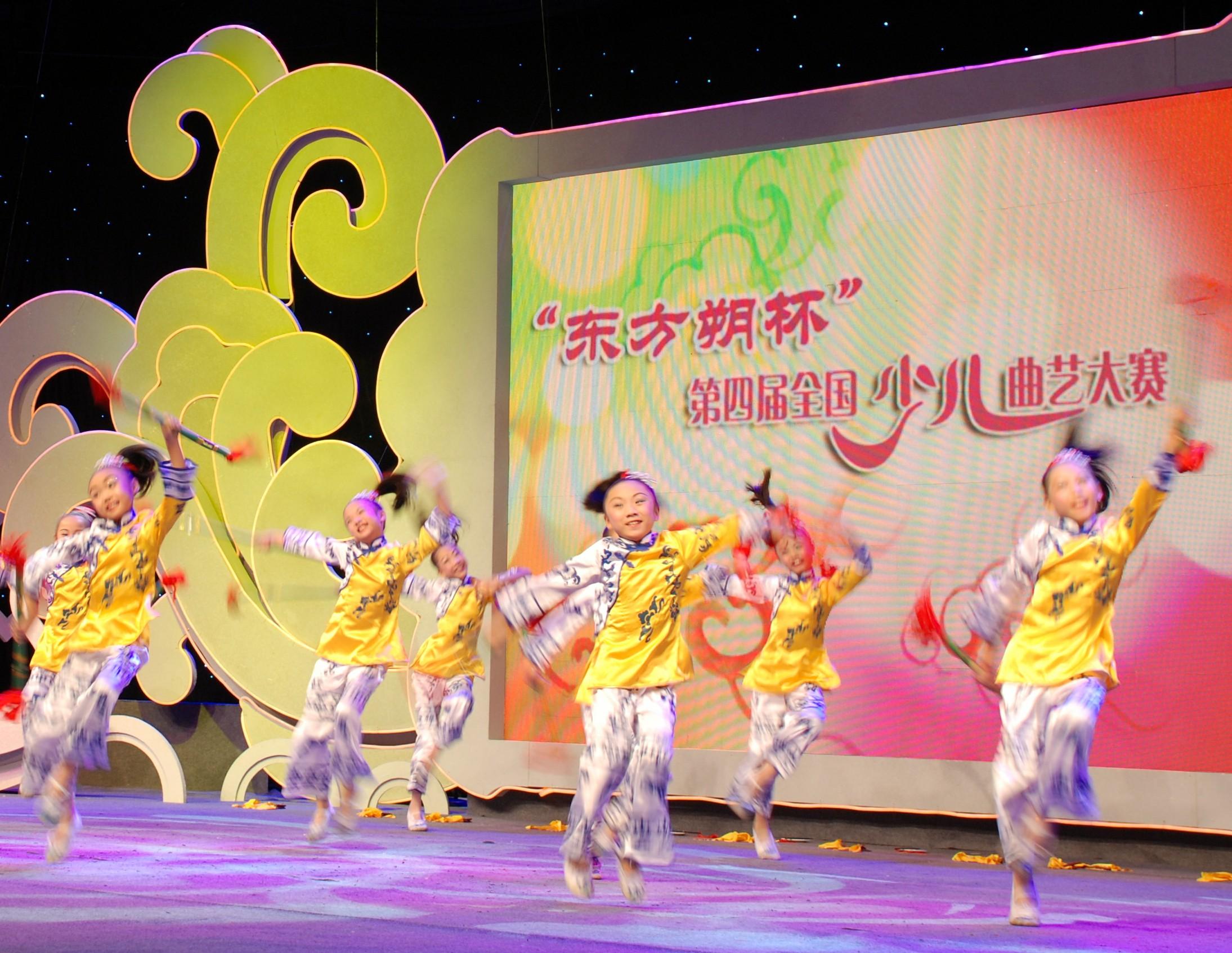 岳池縣榮耀城最新動態(tài)，學習變革浪潮，自信鑄就未來
